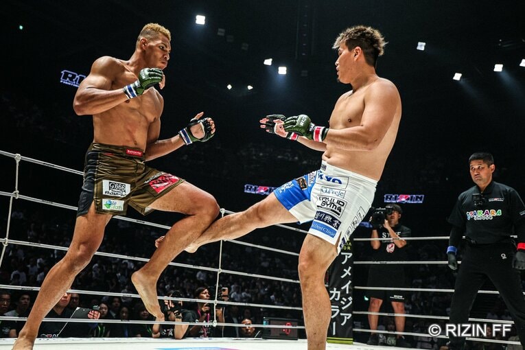『RIZIN.54』エドポロキングvs.上田幹雄　©RIZIN FF