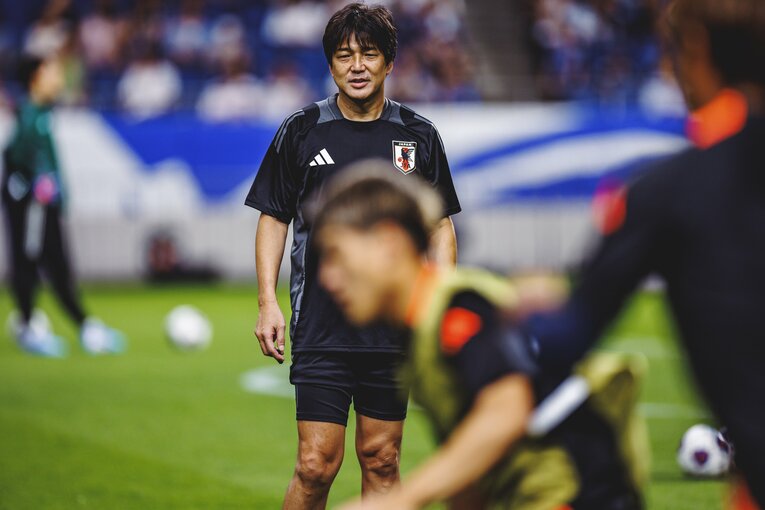 名波浩コーチ（2024年W杯アジア最終予選・中国戦）©︎Kiichi Matsumoto