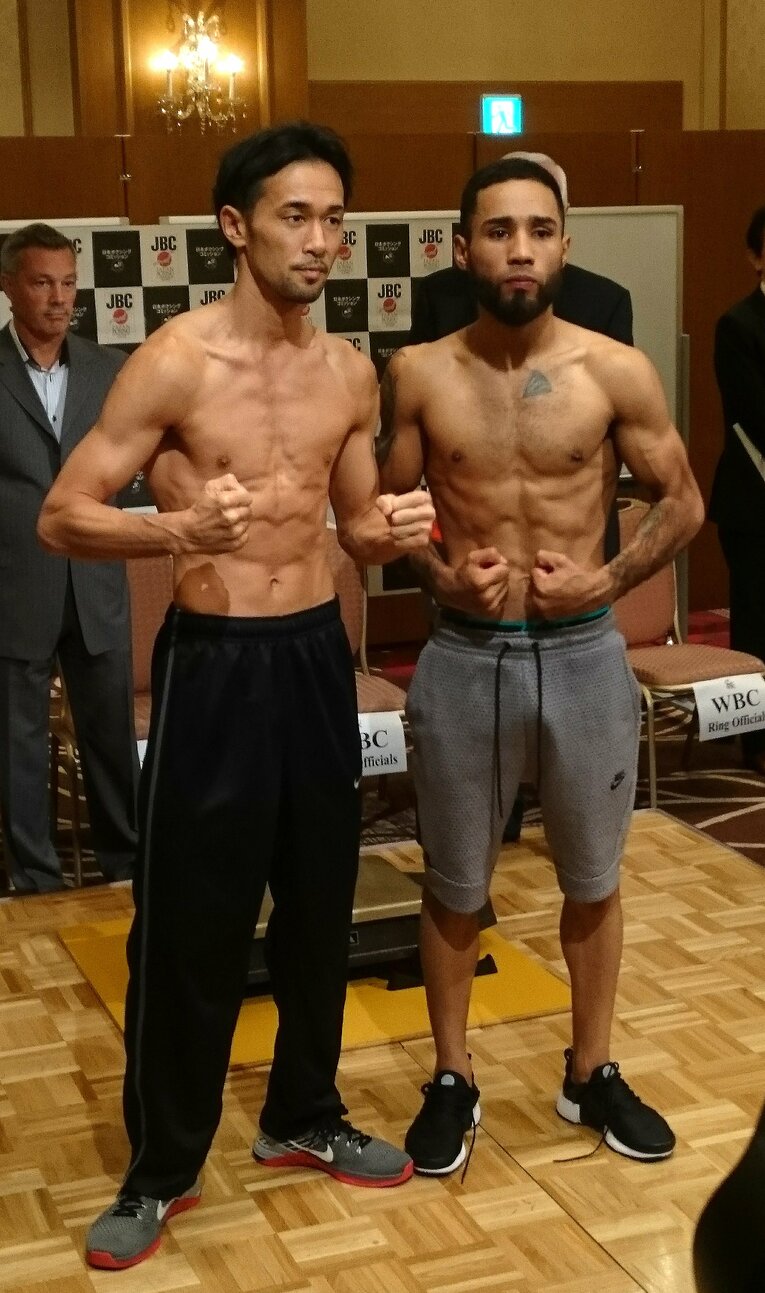 2017年8月14日、WBC世界バンタム級タイトルマッチ山中慎介vsネリ戦。前日計量の様子　©JIJI PRESS
