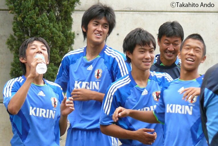 吉田麻也、昌子源だけじゃない。植田直通に芽生えたリーダーの自覚。(2)