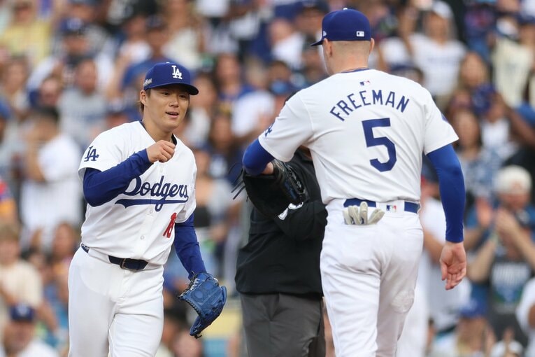 フレディ・フリーマンからの信頼も山本由伸に勇気を与えた　©Getty Images