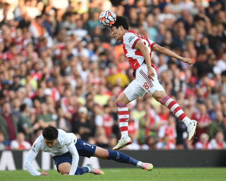 ソン・フンミンとのマッチアップ　©Getty Images