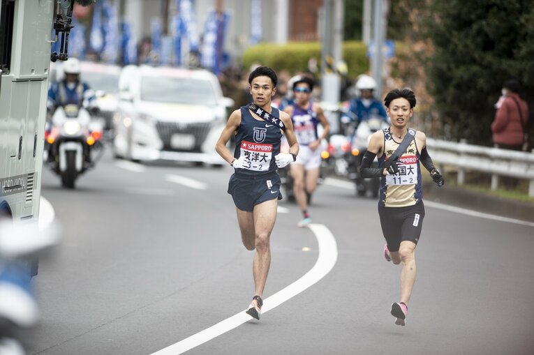 相澤晃（左・東洋大）と伊藤達彦（東国大）　©Sports Graphic Number