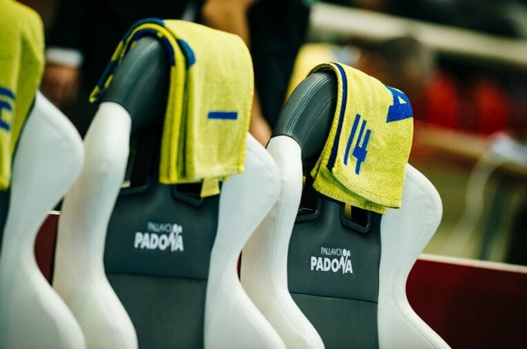 厳選写真！石川祐希、バレー世界最高峰・イタリアリーグで戦う姿。(5) ／ photograph by Itaru Chiba