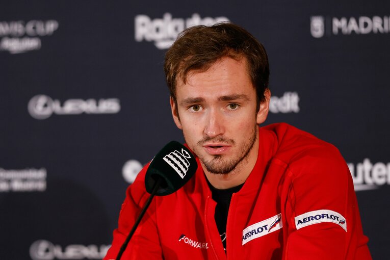 自身のSNSアカウントでも“反戦”の意を表明してきたメドベージェフだが…　©Getty Images