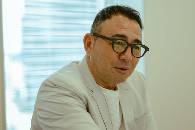 堂安律と久保建英の右サイドでの共存は、長谷川健太氏にとっても興味深い起用だという　©Ichisei Hiramatsu