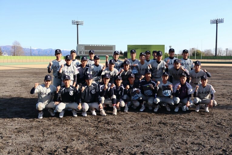 試合後、和気あいあいとした佐久長聖の選手たち©Kou Hiroo