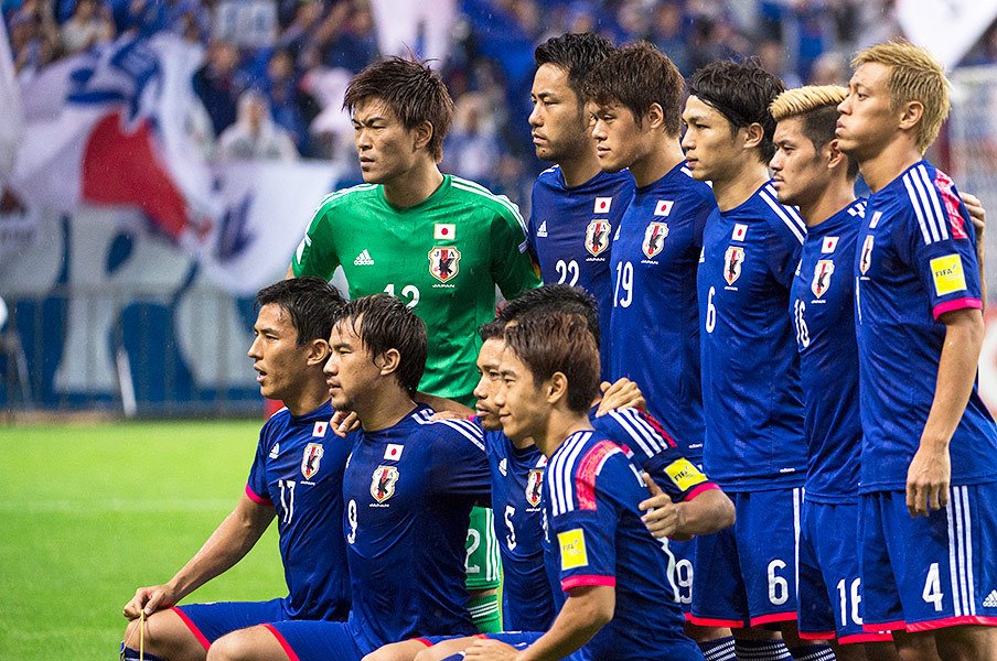 大勝の裏で遂に起こった「政権交代」。西川周作が発揮した集中と、叱責。<Number Web> photograph by Takuya Sugiyama