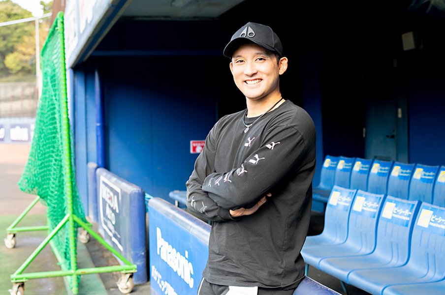 「パパのようで、ブラザーみたいな存在」日本ハム杉谷拳士が明かす栗山英樹監督との“11年間”で見つけた「自分らしさ」<Number Web> photograph by Miki Fukano