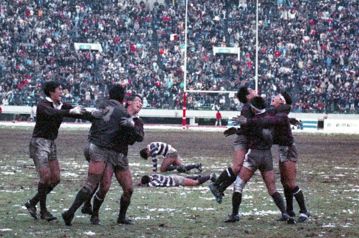 大学ラグビー伝説の名勝負「雪の早明戦」が語り継がれる理由とは