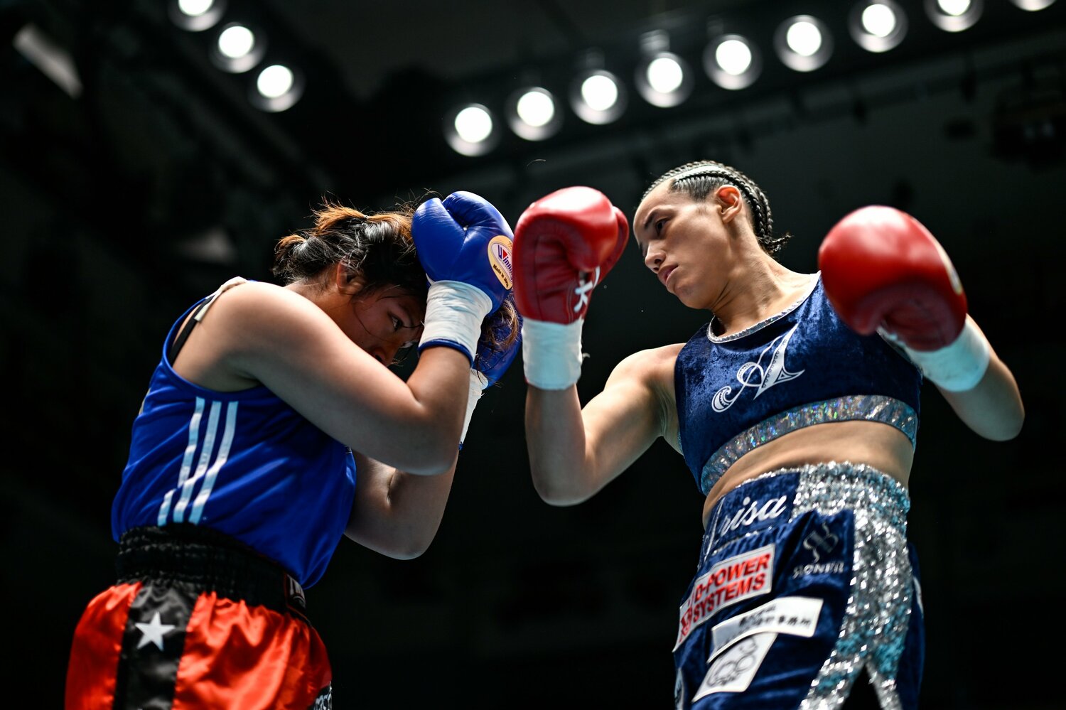 プロデビュー戦となった女子スーパーライト級4回戦、ポンカモン・トーンプアク戦 ©︎Hiroaki Yamaguchi
