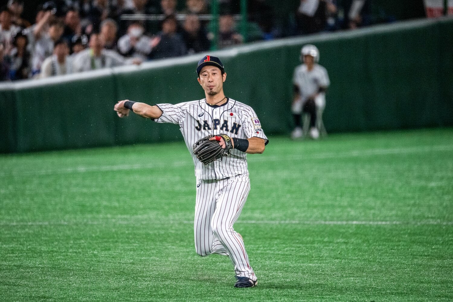 2019年WBSCプレミア12では、“どこでも守れる”という特長を生かして初優勝に貢献した外崎修汰　©︎Nanae Suzuki