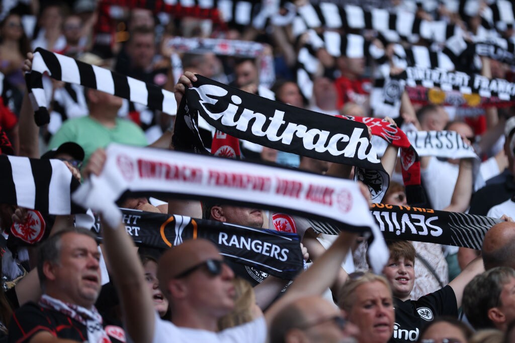 アイントラハトのサポーターは熱狂的で知られている　©Getty Images
