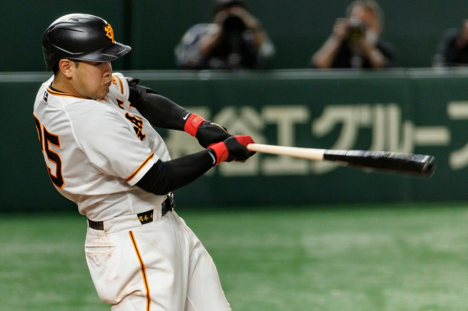 チームを牽引する打棒に期待がかかる岡本　©︎Kiichi Matsumoto