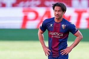 岡崎慎司35歳が挑んだ“スペインでの2年間”「ヨーロッパで引退する覚悟じゃないと、見返すことはできない」