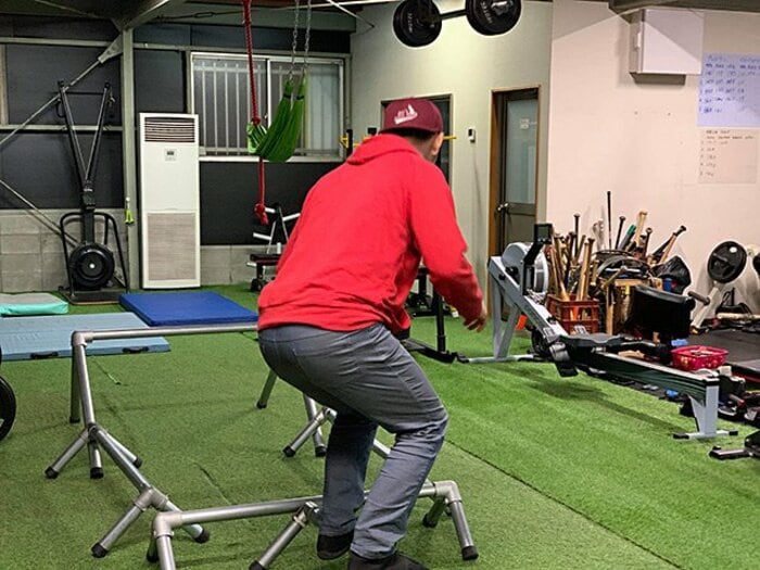 広島の田舎町に野球選手が集うわけ。気鋭トレーニング施設「マックズ」。＜Number Web＞ photograph by Mac's Trainer's Room BASEBALL