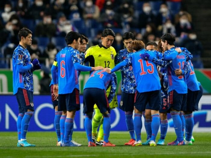 「絶対に試合の入りを間違えてはいけない」中村憲剛が力説するサウジ戦“必勝”への備え「立ち位置の“すみ分け”とボールの失い方には要注意」<Number Web> photograph by Takuya Sugiyama/JMPA