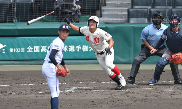 高校通算37本のホームランを放つなど、ドラフト上位候補の一人として注目を集める前川右京。野球に取り組む姿勢は山下主将にも大きな影響を与えた　©︎Sankei Shimbun