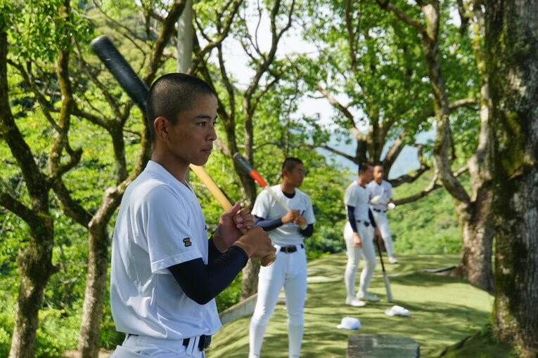 高知県須崎市の山奥にある明徳義塾の練習場　©Kei Nakamura