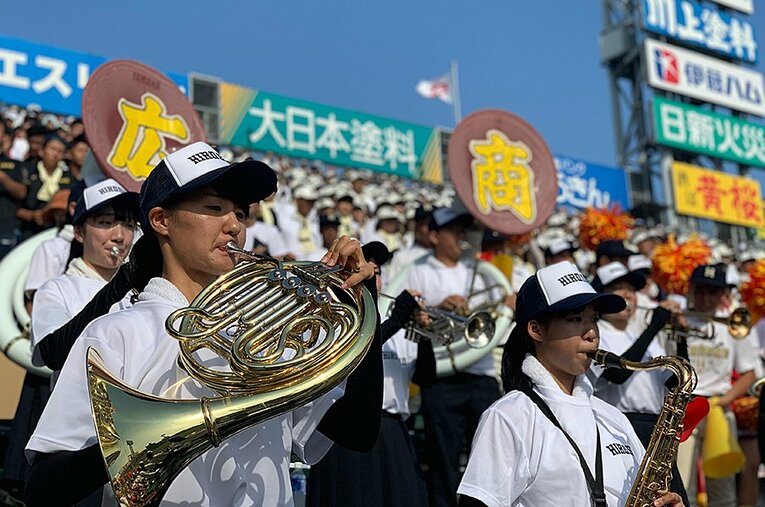 1位は広島商業が9回に披露した『宮島さん』。2回戦岡山学芸館と接戦を演じたが、応援でも大きな存在感を残してくれた。 ／ photograph by Yukiko Umetsu