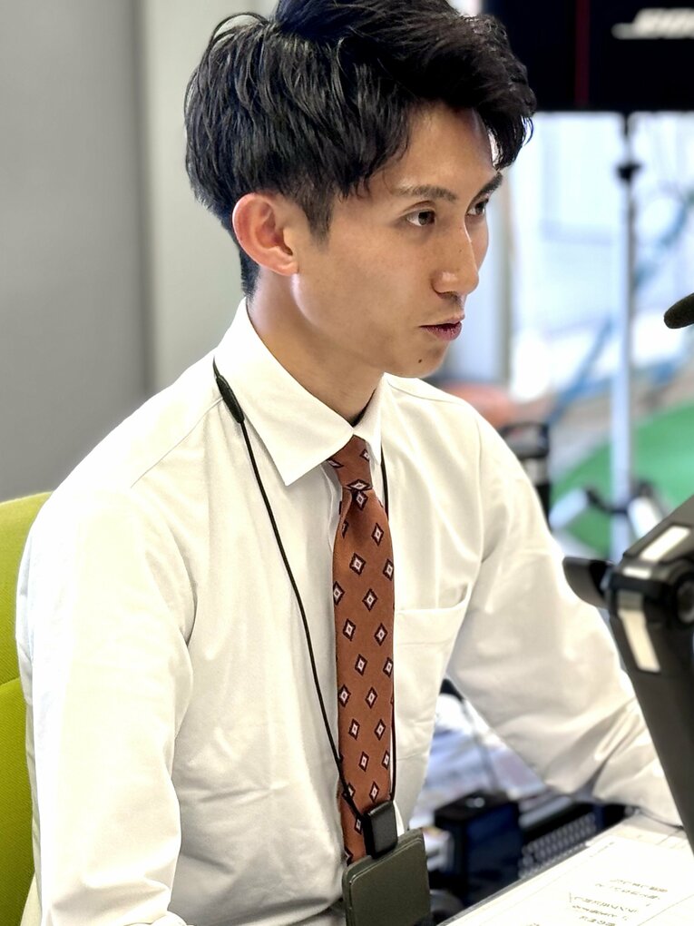 アナウンサーとして箱根を実況するという夢が早くも一部実現した田中さん　©FBC福井放送