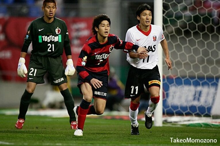 「ウッチーは“選択”を間違えない」水沼貴史が称える内田篤人の凄み。(8) ／ photograph by Takeo Momozono