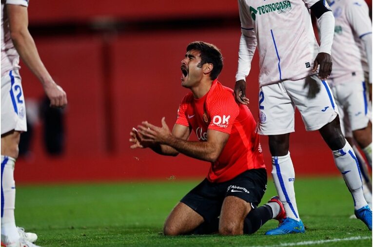 「クーボ！ クーボ！」大歓声が何度も… 久保建英を撮影カメラマンが見た希望の光《古巣ヘタフェからも復帰祝い》(35)