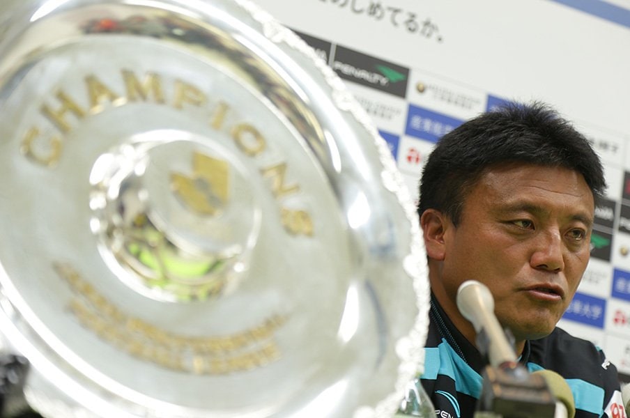 4度目J1復帰、湘南の志はより高く。「らしいサッカーだけでなく……」<Number Web> photograph by J.LEAGUE PHOTOS
