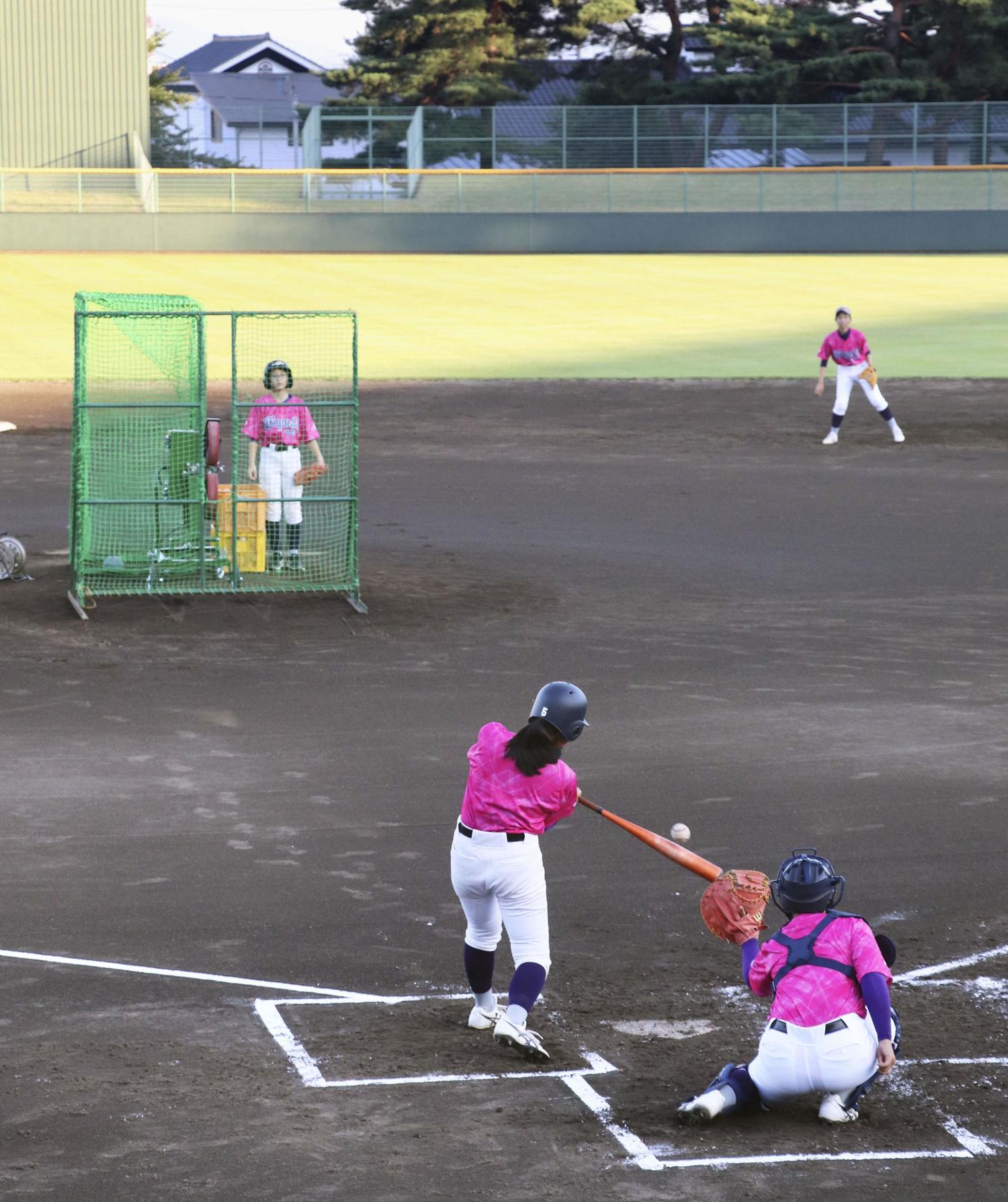 女子野球が広がることで男子野球の仕組みも 静岡初の女子高校野球部 監督 校長が取り払う先入観と固定観念とは 4 4 高校野球 Number Web ナンバー