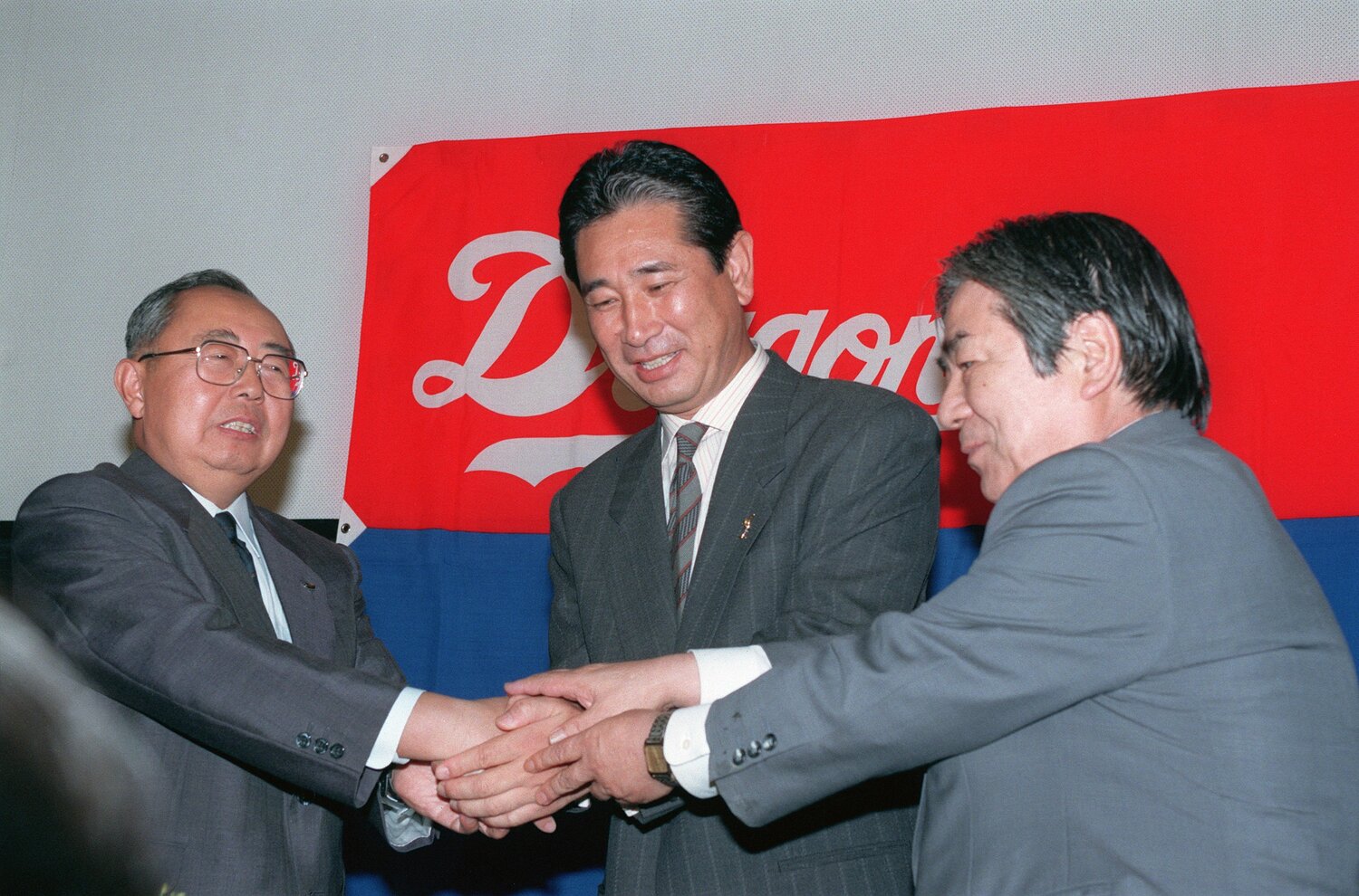 1995年9月、中日監督に復帰した星野仙一。第2期星野ドラゴンズが始まった　©JIJI PRESS