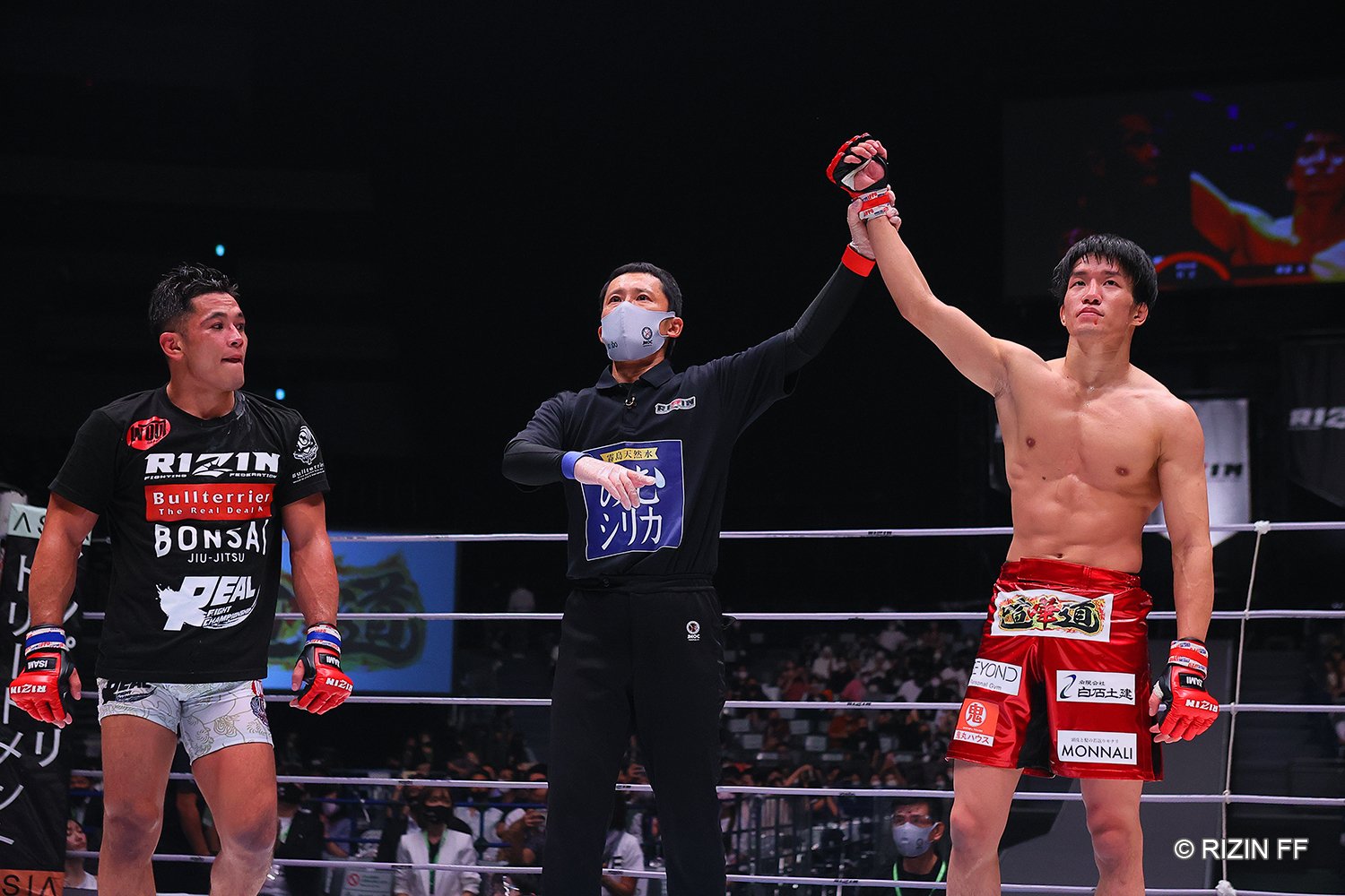 勝利した朝倉海が見据えるのは大晦日の大舞台、そしてその先だ　©RIZIN FF