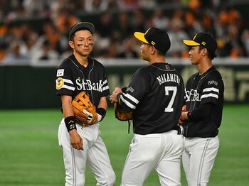 “練習しない”ムネリンから後輩へ。「真剣に野球で遊ぼうよ、フフフ」＜Number Web＞ photograph by Hideki Sugiyama