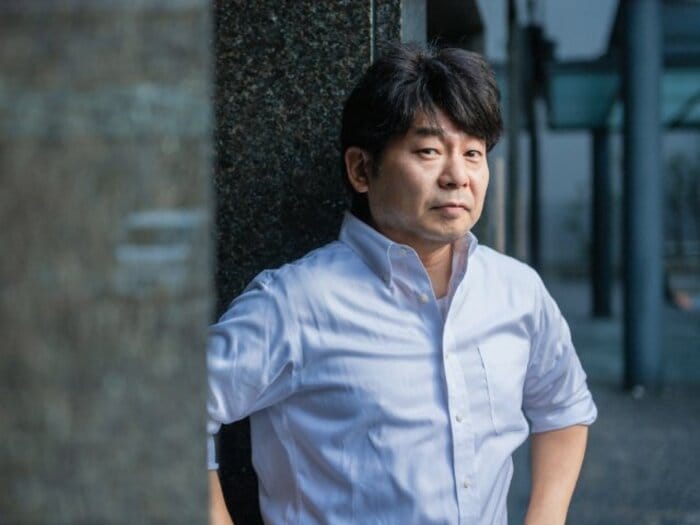 「『モノマネやって大丈夫ですか?』と今でも聞かれます」山本高広が答えた“本人公認問題”「織田裕二さんにお会いできたら伝えたいのは…」<Number Web> photograph by Wataru Sato