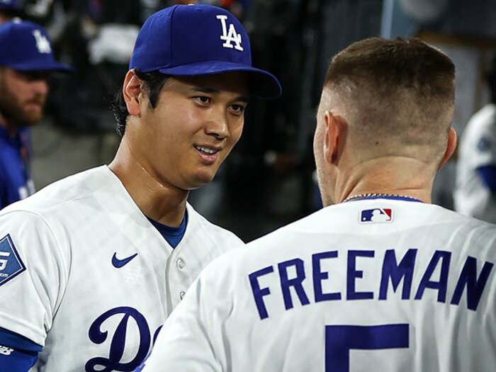 「パパと認識…半々ですかね」大谷翔平もフリーマンも“良きパパ”「チャーリーはどこ？」「もうすぐ来るよ」ドジャース育児のホッコリひとこま＜Number Web＞ photograph by Meg Oliphant/Getty Images