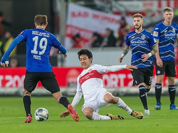 東京五輪延期の先に見えた光。OA枠は遠藤航こそふさわしい理由。＜Number Web＞ photograph by Getty Images