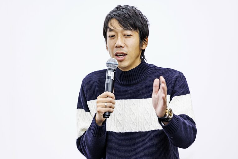 W杯予選・豪州戦ゴールは「適当ですね」「狙いどおり、と言いなさい（笑）」 田中碧と中村憲剛が“師弟対談”でとことん語ったこと(2)