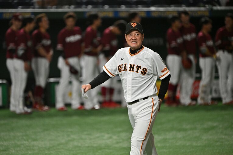 交流戦終了時点で3位に浮上した巨人・原辰徳監督。後半戦、首位・阪神にどこまで迫れるか　©︎Hideki Sugiyama