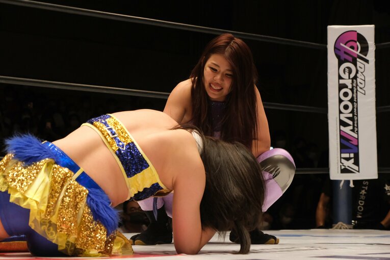 話題のフワちゃんの指導も担当…24歳でキャリア8年、スターダム葉月の魅力と“異色のスタンス”「プロレスは技の数の競い合いじゃない」(50)