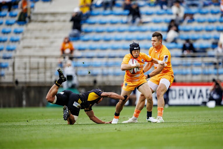 昨季に引き続き、好プレーが目立ったWTB根塚洸雅　©︎Kiichi Matsumoto