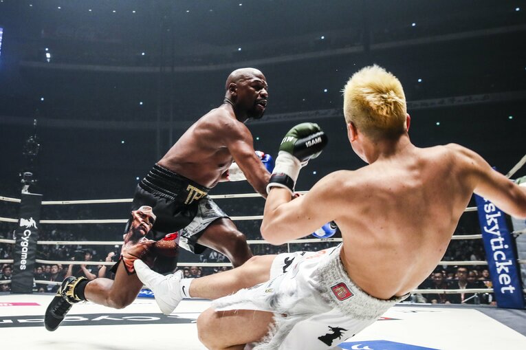 2018年大晦日、エキシビションマッチで那須川天心を一蹴したフロイド・メイウェザー・ジュニア　©RIZIN FF Susumu Nagao