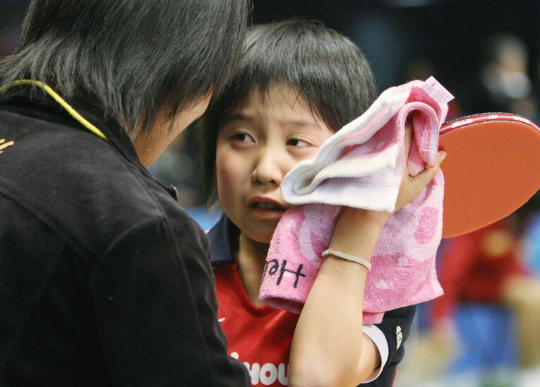 試合に負け、悔し涙を流す美宇（当時9歳）。真理子さんは人間性の部分を伝え続けてきた　©JIJI PRESS