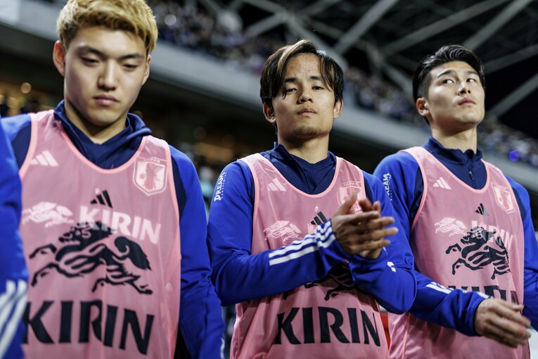 ベンチスタートになった久保建英、堂安律　©︎Kiichi Matsumoto/JMPA