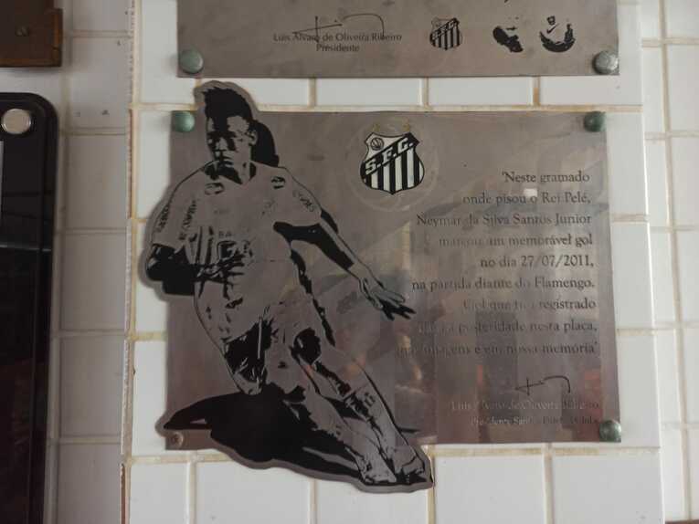 ネイマールのプレート（スタジアム内）©Hiroaki Sawada