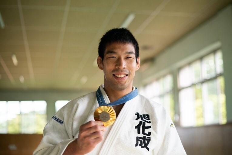 金メダルをかける永瀬　©Nanae Suzuki