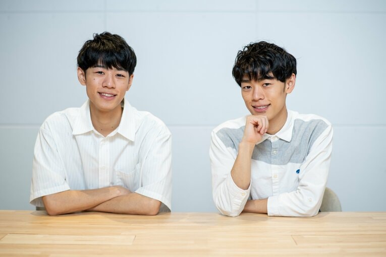 Numberカメラマンが撮り下ろした東問・東言兄弟の特別フォト集！【スワイプするとそのほかの写真もご覧になれます】　©Nanae Suzuki