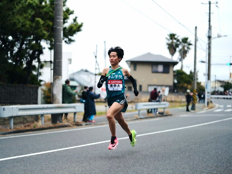 年始の箱根駅伝の4区で区間賞を獲得。駒大を突き放し、優勝を大きく引き寄せた佐藤一世　©Yuki Suenaga