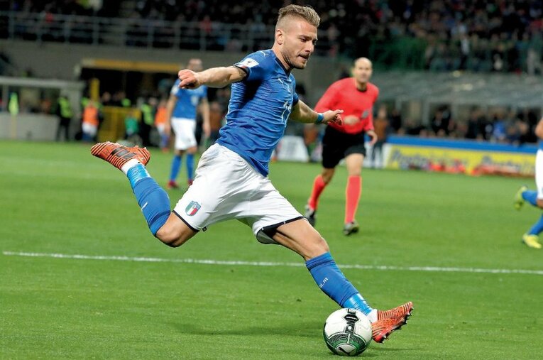 「イタリア代表として、UEFA欧州選手権を優勝することが目標の1つだ」と語った ／ photograph by Sébastien Boué/L’Équipe