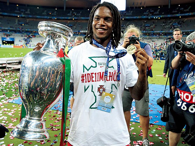 これではチームが作れない！ 加速する五輪サッカー離れ。～マイナーな若手以外、出場のメリットが薄い大会に～ 海外サッカー Number