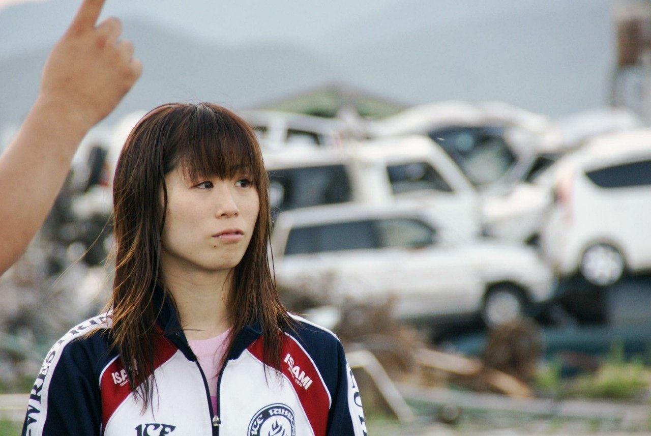 被災地キャラバンにて　©ICE RIBBON