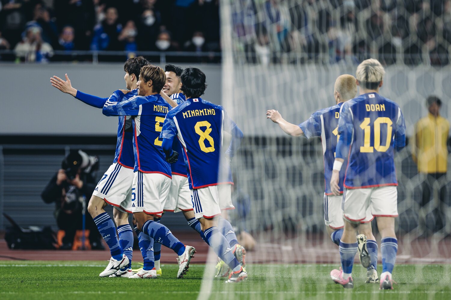 正確なシュートでゴールネットを揺らした田中碧　©Kiichi Matsumoto/JMPA